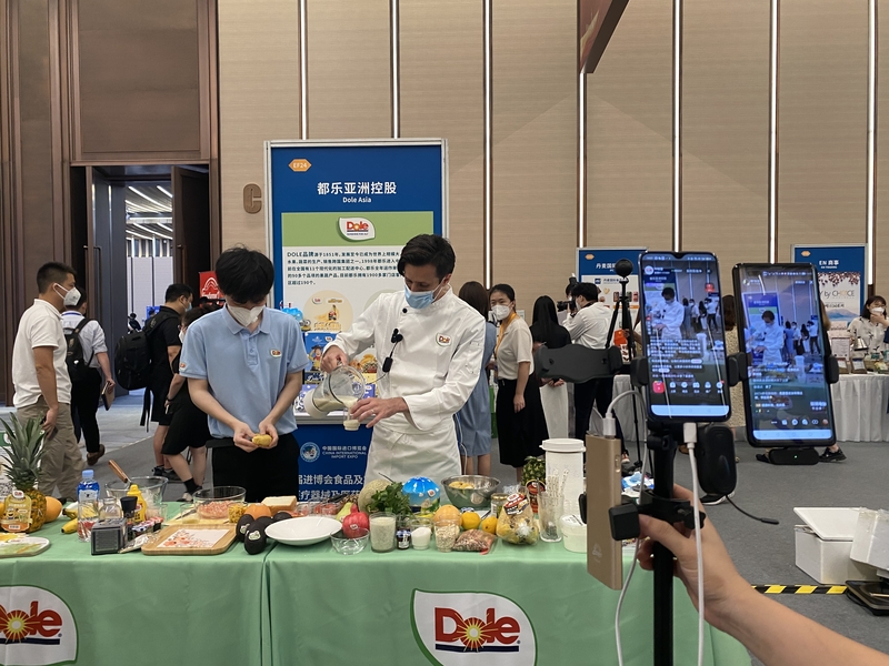 吃貨福利來襲！第五屆進博會食品首發熱浪席卷，互聯網銷售新趨勢全揭秘